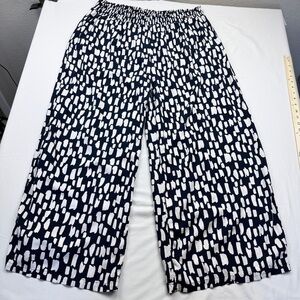 Chic Soul Navy and White Wide Legged Pants
